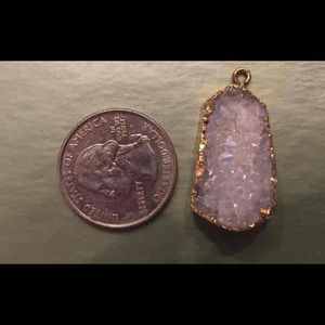 Druzy agate pendant